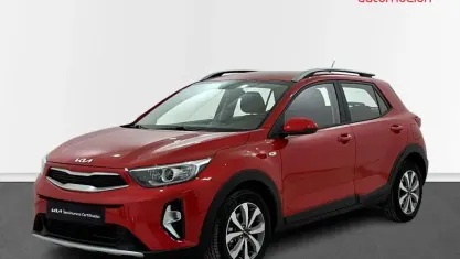 Usado Kia Stonic 84 CV (61 kW) 2022 SUV