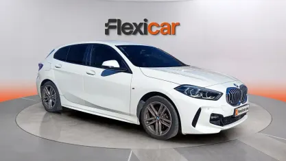 Usado BMW 118 136 CV (100 kW) 2021 Blanco Berlina