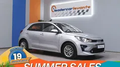 Gris Usado 2022 Kia Rio Active Berlina | 13.300 € (Precio justo)