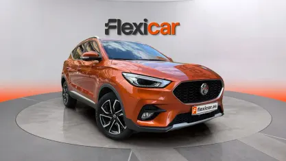 Usado MG ZS Luxury 106 CV (77 kW) 2022 Naranja SUV