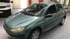 Gris Usado 2001 Peugeot 206 | 2750 €