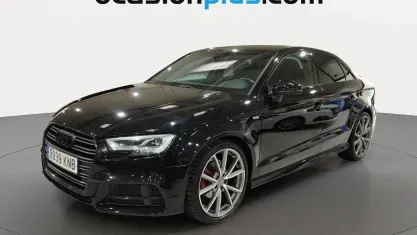 Używany Audi A3 S-Line 150 KM (110 kW) 2018 Czarny Sedan/Limuzyna