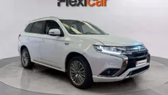 Blanco Usado 2019 Mitsubishi Outlander P-HEV Motion | 18.990 € (Precio justo)