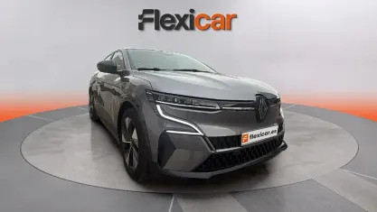 Usado Renault Megane E-Tech Equilibre 96 kW (131 CV) 2022 Gris Utilitario