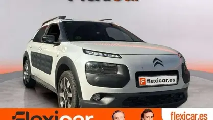 Usado Citroën C4 Feel 101 HP (74 kW) 2017 Branco Sedan