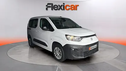 Usado Fiat Doblò 101 CV (74 kW) 2023 Monovolumen