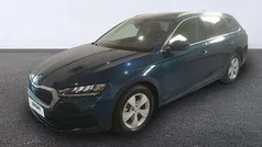 Azul Usado 2021 Skoda Octavia Ambition Familiar | 20.500 € (Precio justo)