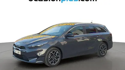 Usado Kia Ceed Style 100 CV (73 kW) 2025 Gris plata Utilitario