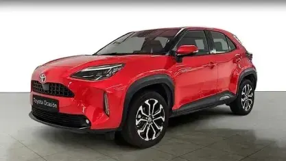 Usado Toyota Yaris Hybrid Active 116 CV (85 kW) 2021 Rojo Pickup/Camioneta