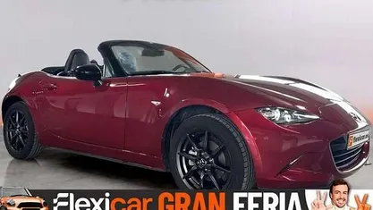 Usado Mazda MX5 Luxury 131 CV (96 kW) 2017 Rojo Descapotable