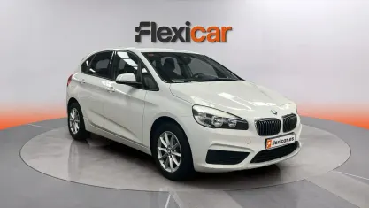 Usado BMW 216 Active Tourer 116 CV (85 kW) 2016 Blanco Monovolumen