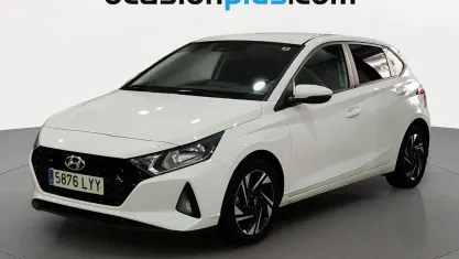 Usado Hyundai i20 100 CV (73 kW) 2022 Blanco Utilitario