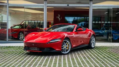 Rojo Usado 2025 Ferrari Roma | 339.000 € (Precio justo)