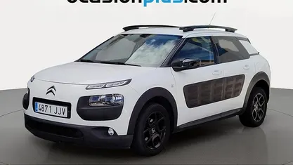 Käytetty Citroën C4 Cactus Feel 100 HP (73 kW) 2015 Valkoinen Viistoperä