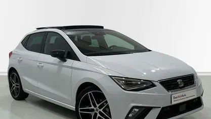 Usado Seat Ibiza FR 150 CV (110 kW) 2022 Blanco Utilitario