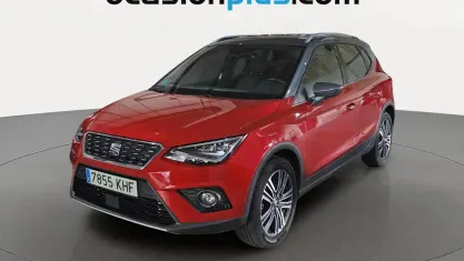Usado Seat Arona Ecomotive 116 CV (85 kW) 2018 Rojo SUV