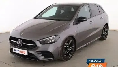 Usado Mercedes B200 AMG line 150 CV (110 kW) 2021 Gris Utilitario