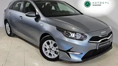 Gris Usado 2024 Kia Ceed Berlina | 18.300 € (Precio justo)