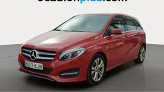 Rojo Usado 2018 Mercedes B180 Monovolumen | 17.955 € (Buen precio)