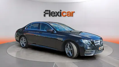 Usado Mercedes E220 194 CV (142 kW) 2019 Azul Berlina