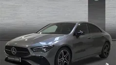 Gris Usado 2024 Mercedes CLA200 AMG line Berlina | 35.900 € (Super precio)