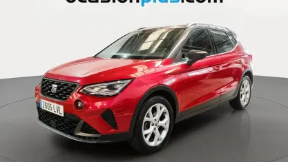 Usado Seat Arona FR 150 CV (110 kW) 2021 Rojo SUV