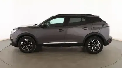 Usado Peugeot 2008 Allure 101 CV (74 kW) 2022 Gris SUV