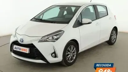 Usado Toyota Yaris Active 101 CV (74 kW) 2017 Blanco Utilitario