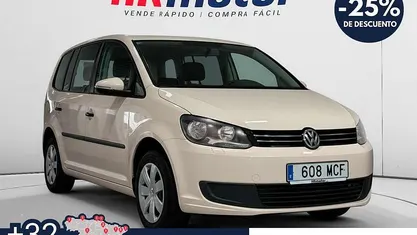 Usado VW Touran Advance 150 CV (110 kW) 2016 Beige Monovolumen