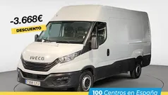 Blanco Usado 2022 Iveco Daily Van | 25.390 € (Precio justo)