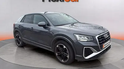 Usado Audi Q2 S-Line 116 CV (85 kW) 2023 Gris SUV