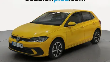 Usado VW Polo Life 95 CV (69 kW) 2022 Amarillo Utilitario