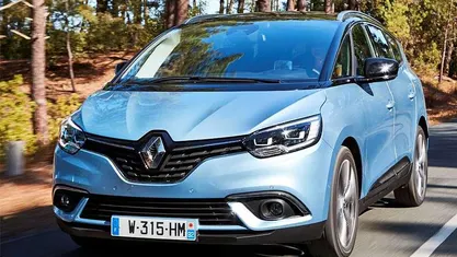 Käytetty Renault Grand Scénic IV Zen 131 HP (96 kW) 2017 Valkoinen Tila-auto