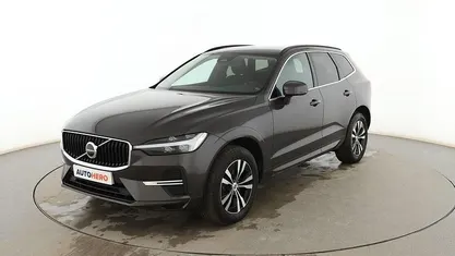 Gris Usado 2021 Volvo XC60 Momentum SUV | 27.999 € (Buen precio)