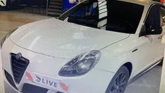 Blanco Usado 2010 Alfa Romeo Giulietta Distinctive Utilitario | 7999 € (Super precio)