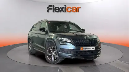 Usado Skoda Kodiaq SportLine 150 CV (110 kW) 2021 Gris SUV