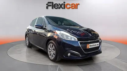 Usado Peugeot 208 Active 99 CV (72 kW) 2019 Utilitario
