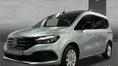 Plateado Usado 2023 Mercedes EQT200 Monovolumen | 34.900 €