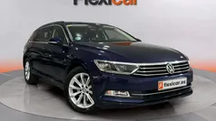 Azul Usado 2018 VW Passat Advance Familiar | 17.190 €