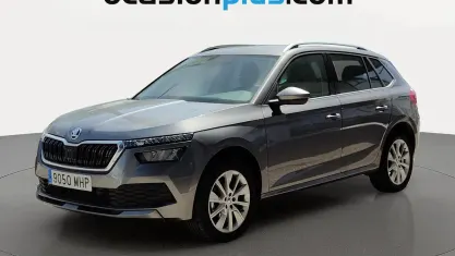 Usado Skoda Kamiq Ambition 110 CV (80 kW) 2023 Gris SUV