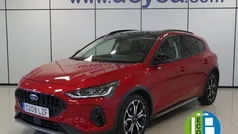 Rojo Usado 2022 Ford Focus Active X Berlina | 21.490 € (Precio justo)