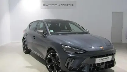 Usado Cupra Leon 150 HP (110 kW) 2025 Coupé