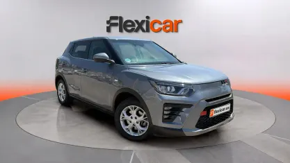 Usado SsangYong Tivoli 135 CV (99 kW) 2024 Gris SUV