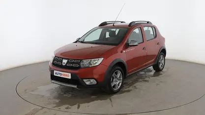 Rojo Usado 2017 Dacia Sandero Stepway Berlina | 10.699 € (Precio justo)