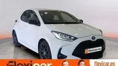Usado 2022 Toyota Yaris Hybrid Style Berlina | 19.990 € (Precio justo)