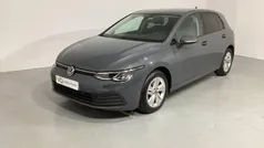 Usado 2020 VW Golf VIII Life Berlina | 22.500 € (Precio justo)
