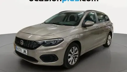 Brugt Fiat Tipo Easy 95 HK (69 kW) 2017 Beige Stationcar