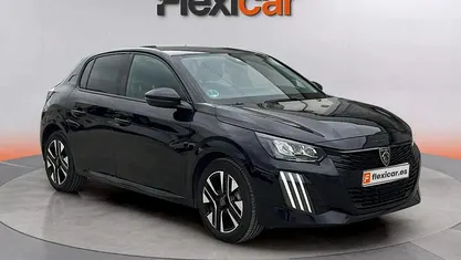 Usado Peugeot 208 Allure 102 CV (75 kW) 2024 Utilitario