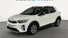 Blanco Usado 2021 Kia Stonic SUV | 13.173 € (Precio justo)