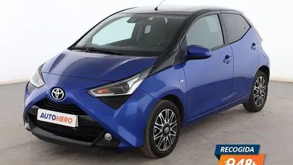 Usado Toyota Aygo X-cite 72 CV (52 kW) 2020 Azul Utilitario